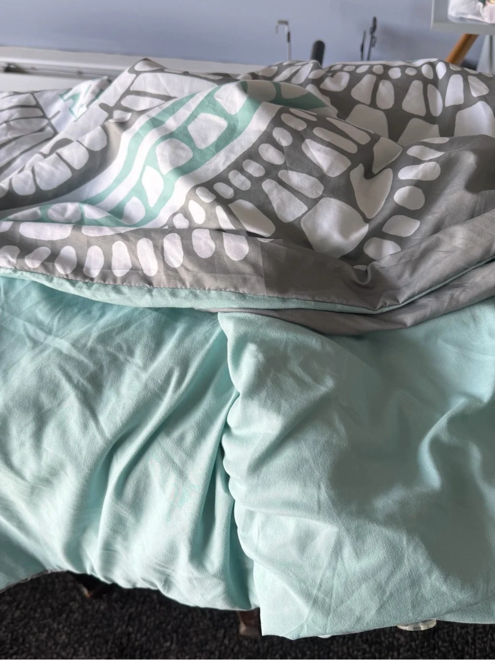 Duvet cover with shames King Size